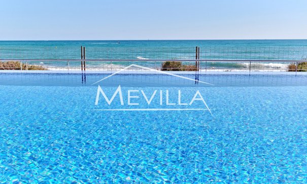 Front Line only - Flat / Apartment - Orihuela Costa - Punta Prima