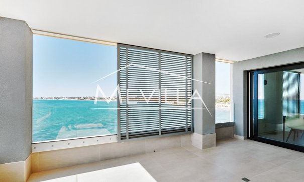 Front Line only - Flat / Apartment - Orihuela Costa - Punta Prima