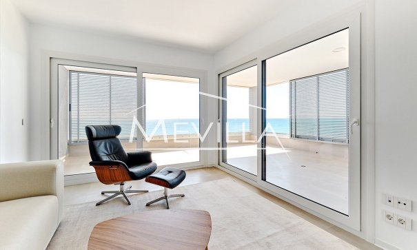 Front Line only - Flat / Apartment - Orihuela Costa - Punta Prima