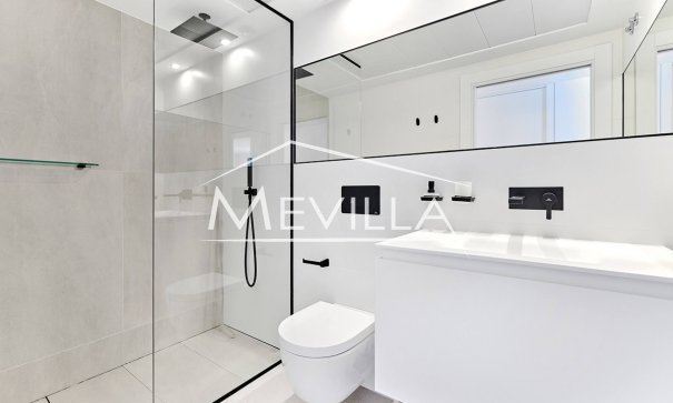 Front Line only - Flat / Apartment - Orihuela Costa - Punta Prima