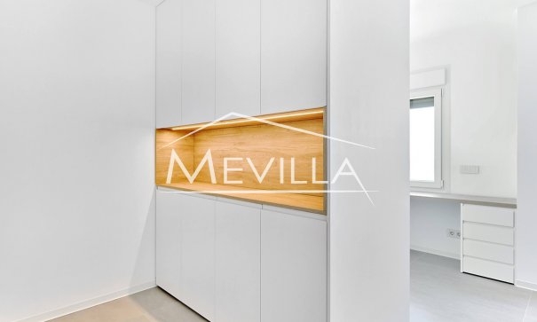 Front Line only - Flat / Apartment - Orihuela Costa - Punta Prima