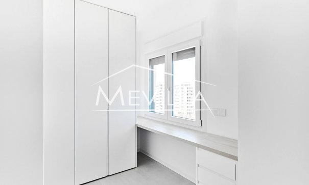 Front Line only - Flat / Apartment - Orihuela Costa - Punta Prima