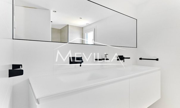 Front Line only - Flat / Apartment - Orihuela Costa - Punta Prima