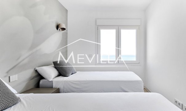 Front Line only - Flat / Apartment - Orihuela Costa - Punta Prima