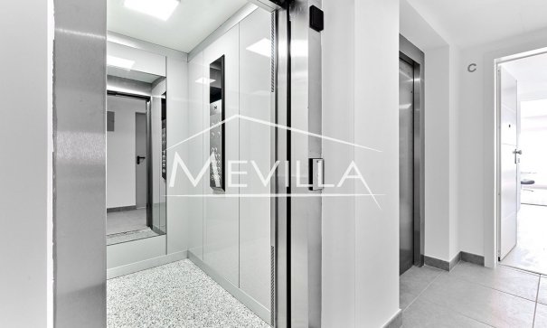Front Line only - Flat / Apartment - Orihuela Costa - Punta Prima