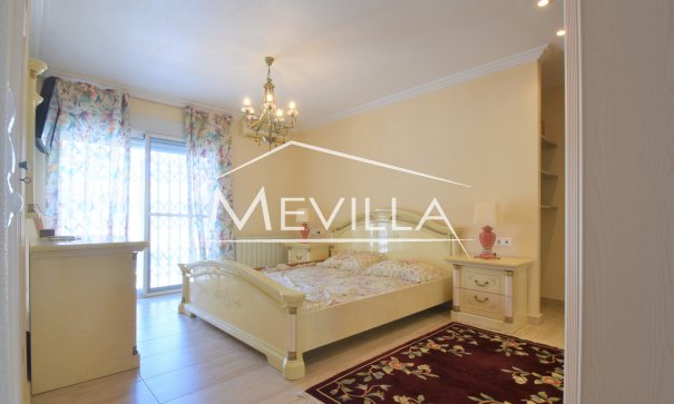 Reventas - Chalet / Villa - Orihuela Costa - La Zenia