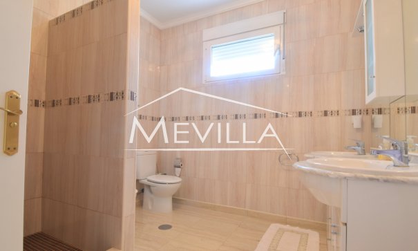 Reventas - Chalet / Villa - Orihuela Costa - La Zenia