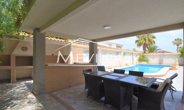 Reventas - Chalet / Villa - Orihuela Costa - La Zenia