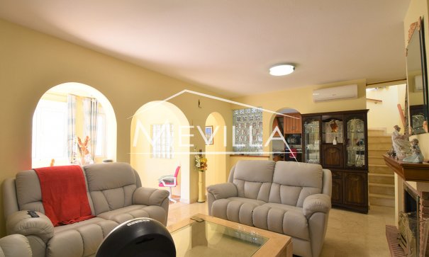 Reventas - Chalet / Villa - Orihuela Costa - Playa Flamenca