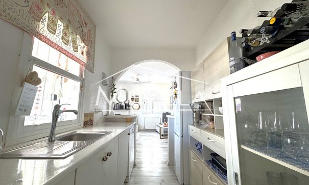 Salg (Resales) - Villa - Orihuela Costa - La Zenia