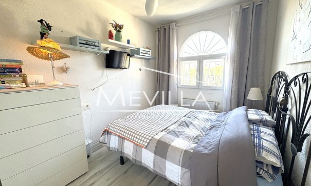 Salg (Resales) - Villa - Orihuela Costa - La Zenia