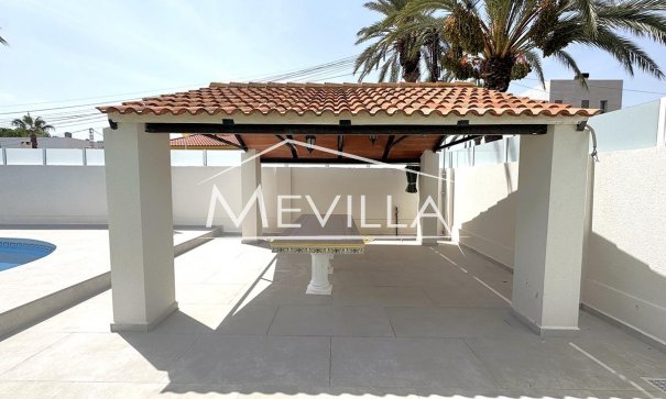 Salg (Resales) - Villa - Orihuela Costa - Cabo Roig
