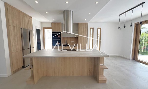Salg (Resales) - Villa - Orihuela Costa - Cabo Roig