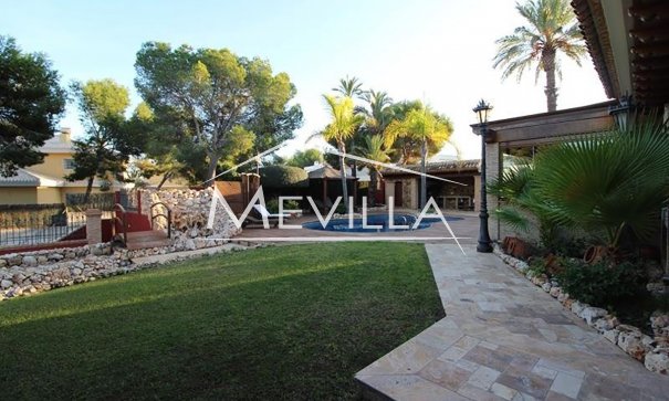 Resales - Villa - Orihuela Costa - Campoamor