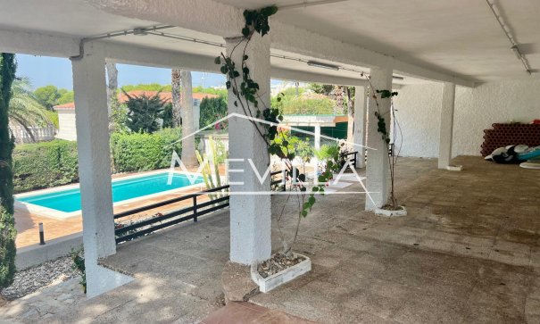Resales - Villa - Orihuela Costa - Campoamor
