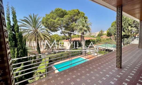 Resales - Villa - Orihuela Costa - Campoamor