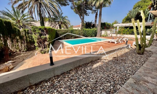 Resales - Villa - Orihuela Costa - Campoamor