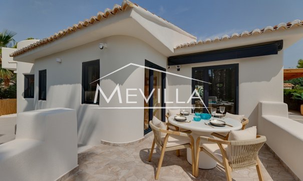 Resales - Villa - Orihuela Costa - La Zenia
