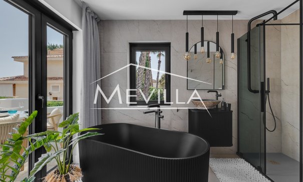 Resales - Villa - Orihuela Costa - La Zenia