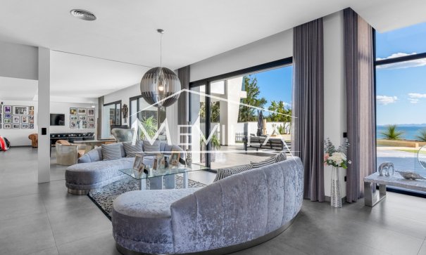 Resales - Villa - Orihuela Costa - Cabo Roig