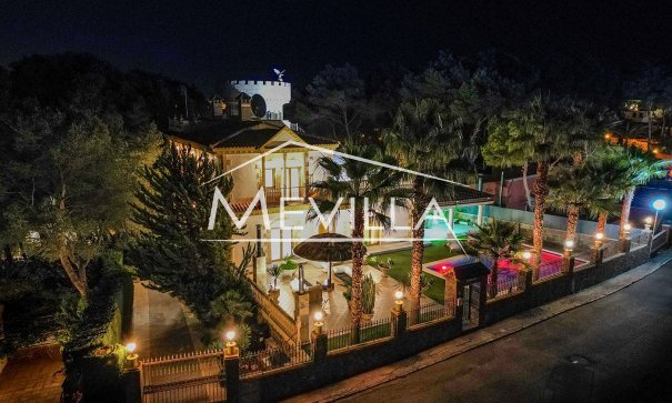 Resales - Villa - Orihuela Costa - Campoamor