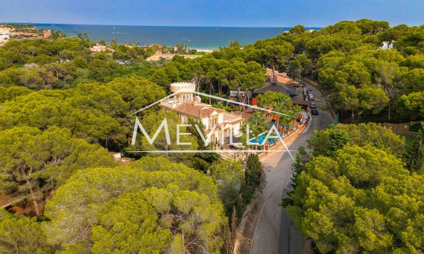 Resales - Villa - Orihuela Costa - Campoamor