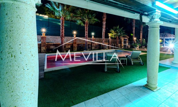 Resales - Villa - Orihuela Costa - Campoamor
