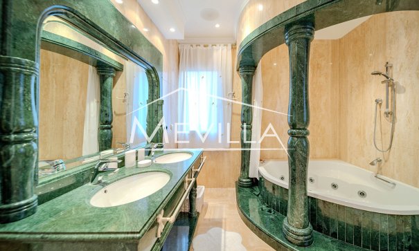 Resales - Villa - Orihuela Costa - Campoamor