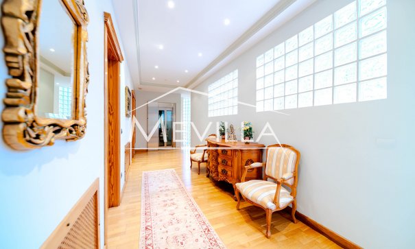 Resales - Villa - Orihuela Costa - Campoamor