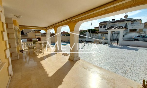 Resales - Villa - Torrevieja - Los Balcones