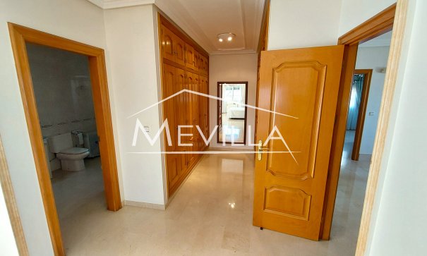 Resales - Villa - Torrevieja - Los Balcones