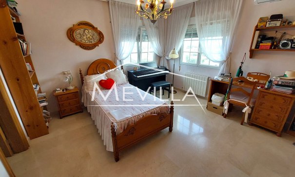 Resales - Villa - Torrevieja - Los Balcones