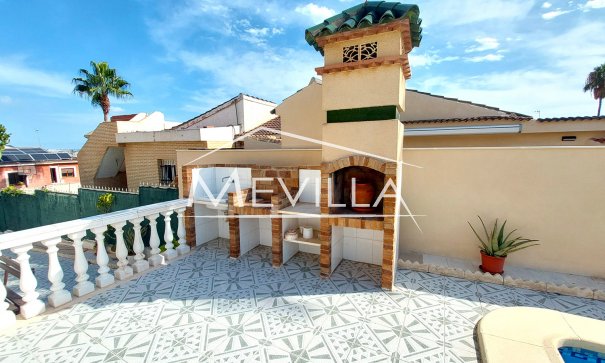 Resales - Villa - Torrevieja - Los Balcones
