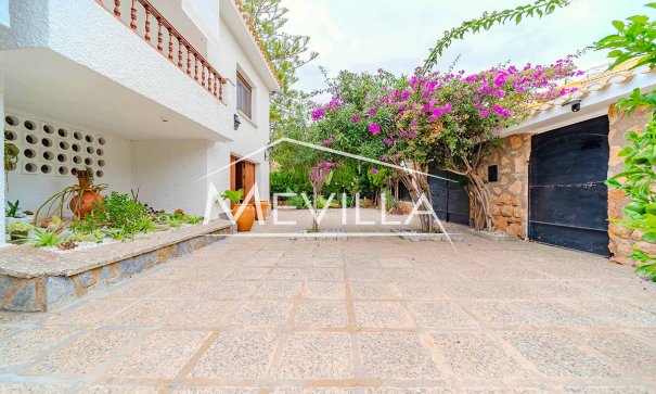 Resales - Villa - Orihuela Costa - Campoamor