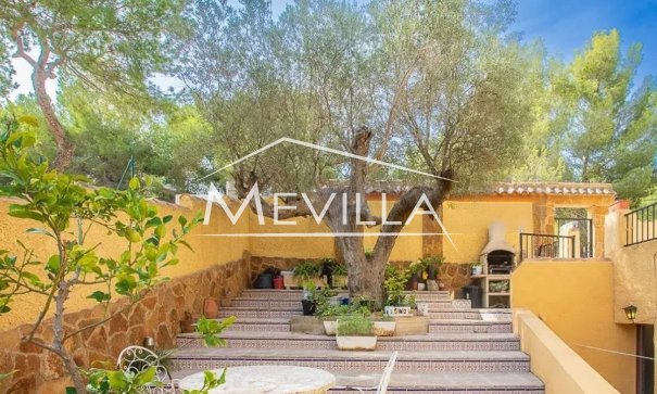 Reventas - Chalet / Villa - Orihuela Costa - Villamartin