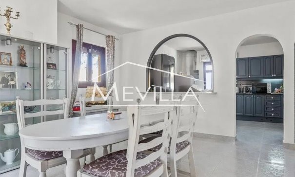 Reventas - Chalet / Villa - Orihuela Costa - Villamartin