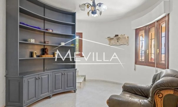 Reventas - Chalet / Villa - Orihuela Costa - Villamartin