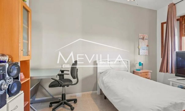 Reventas - Chalet / Villa - Orihuela Costa - Villamartin