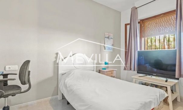 Reventas - Chalet / Villa - Orihuela Costa - Villamartin