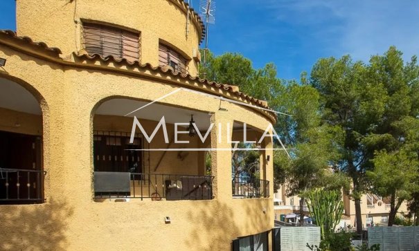 Reventas - Chalet / Villa - Orihuela Costa - Villamartin