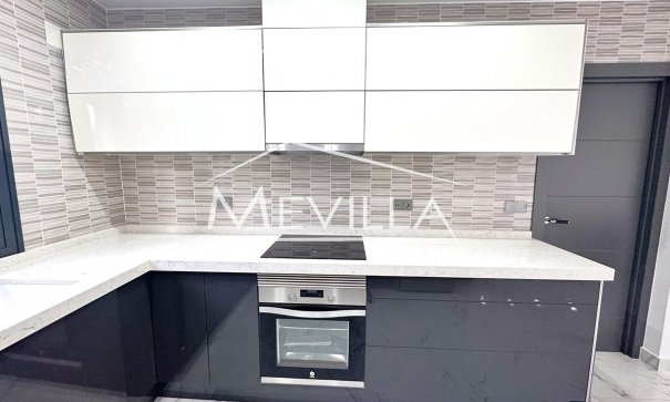 Reventas - Chalet / Villa - Orihuela Costa - Campoamor