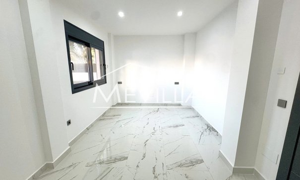 Reventas - Chalet / Villa - Orihuela Costa - Campoamor