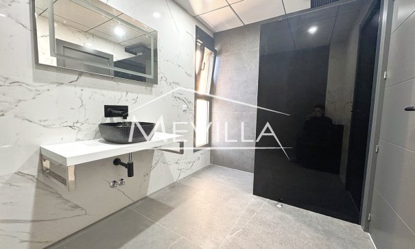 Reventas - Chalet / Villa - Orihuela Costa - Campoamor