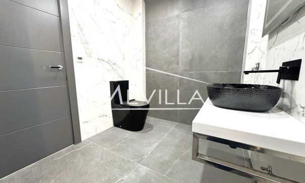 Reventas - Chalet / Villa - Orihuela Costa - Campoamor