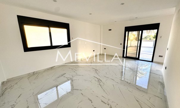 Reventas - Chalet / Villa - Orihuela Costa - Campoamor