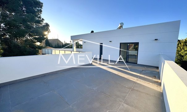 Reventas - Chalet / Villa - Orihuela Costa - Campoamor
