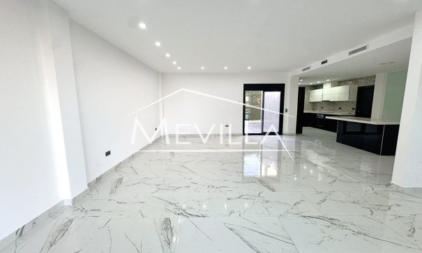 Reventas - Chalet / Villa - Orihuela Costa - Campoamor