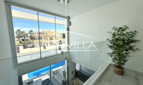 Reventas - Chalet / Villa - Orihuela Costa - Lomas de Cabo Roig