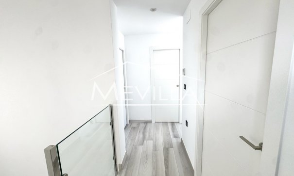 Reventas - Chalet / Villa - Orihuela Costa - Lomas de Cabo Roig