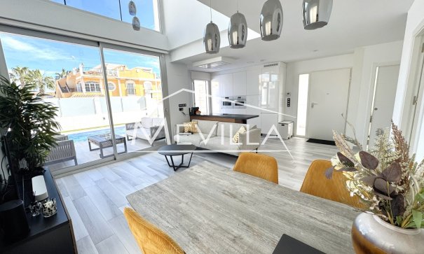 Reventas - Chalet / Villa - Orihuela Costa - Lomas de Cabo Roig